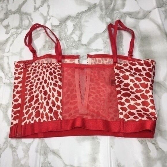 NWT VICTORIA'S SECRET VERY SEXY UNLINED RED LIPS BUSTIER SMALL - Picture 2 of 9